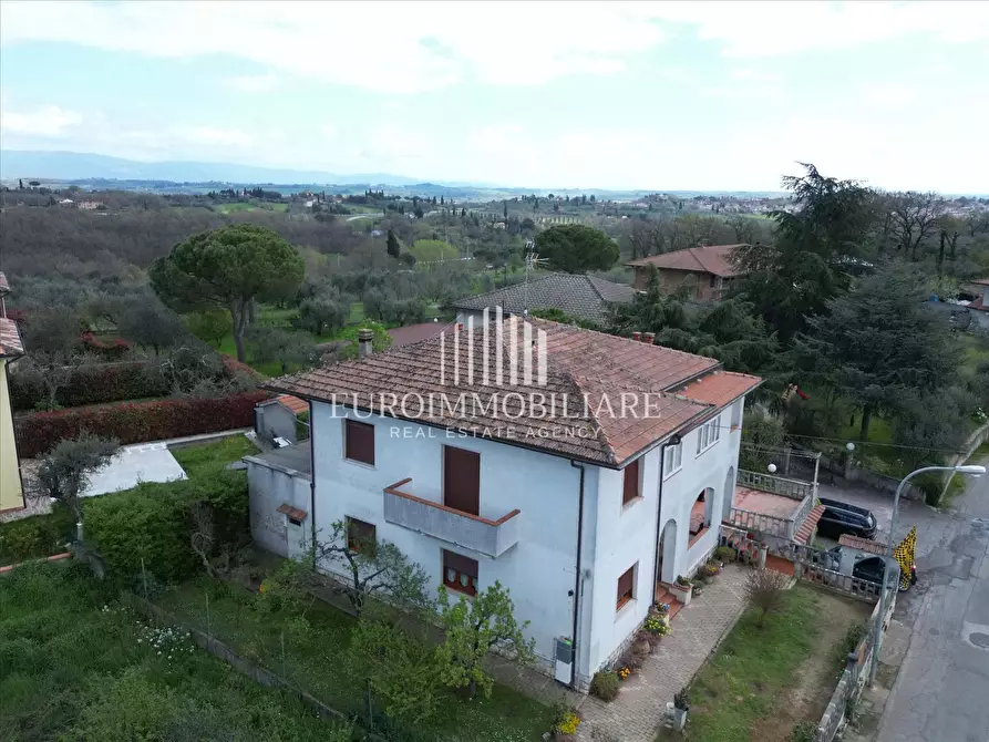 Immagine 2 di Casa indipendente in vendita  a Sinalunga