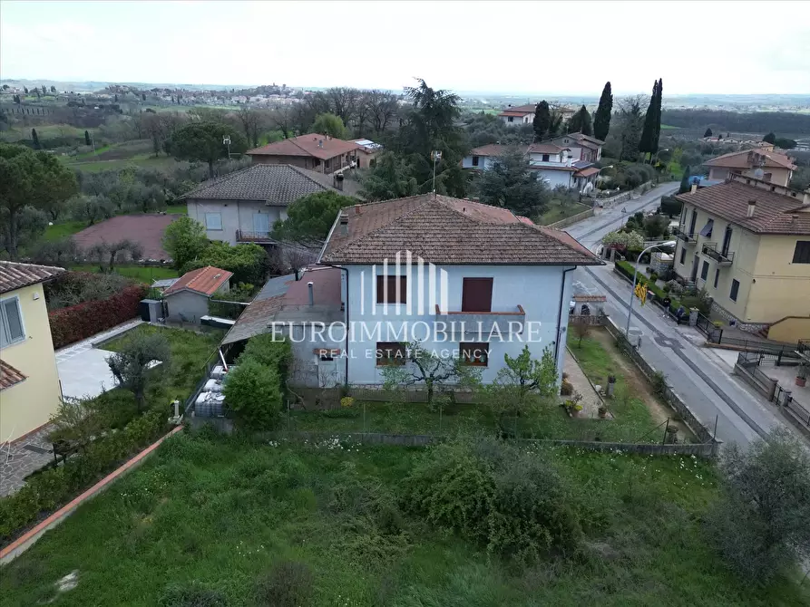 Immagine 3 di Casa indipendente in vendita  a Sinalunga