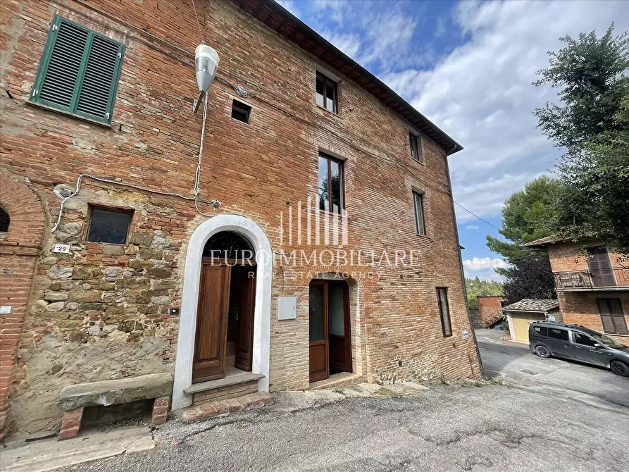 Immagine 3 di Porzione di casa in vendita  in Località Caioncola, 1e a Castiglione Del Lago
