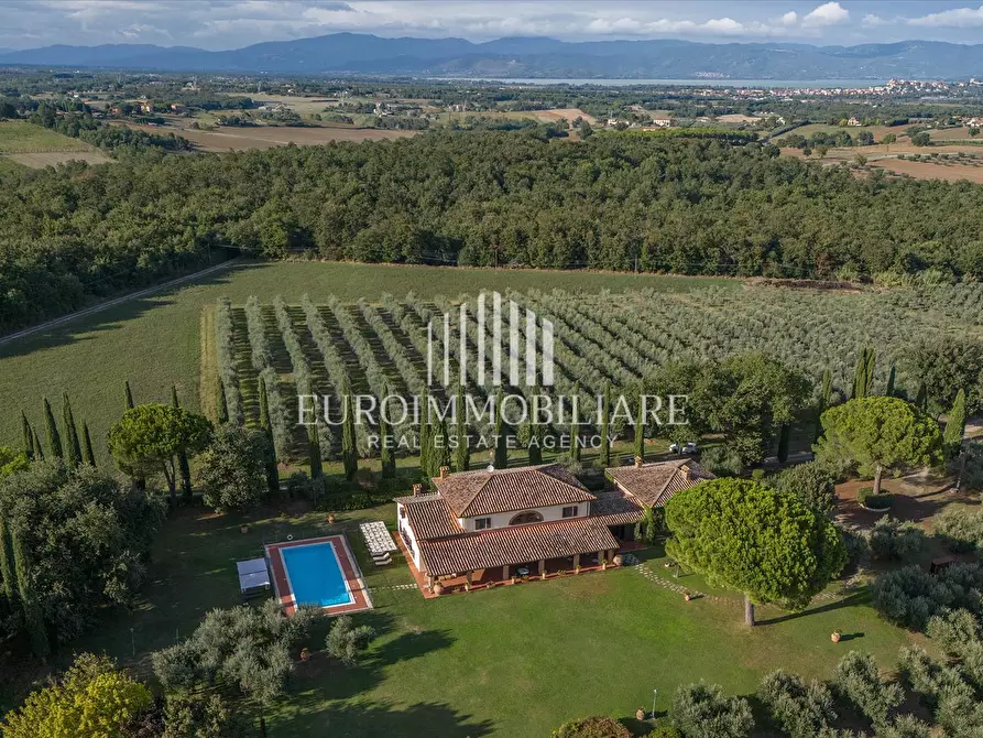 casa indipendente in vendita a Castiglione del Lago