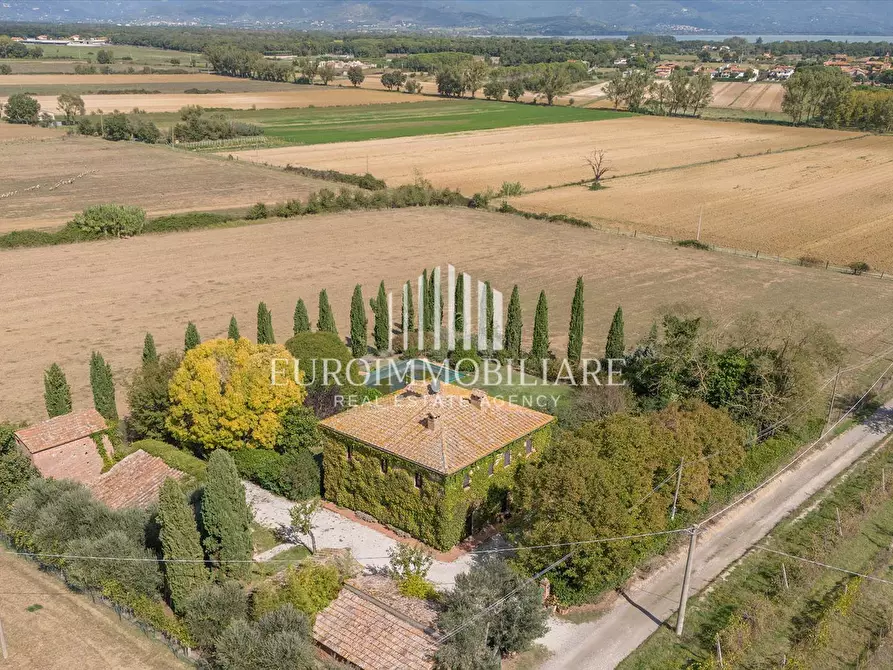 Immagine 1 di Rustico / casale in vendita  in Via Giuseppe Garibaldi, 9/A a Castiglione Del Lago