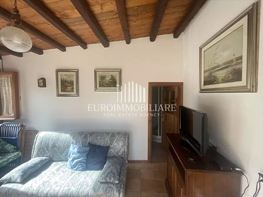 Immagine 10 di Porzione di casa in vendita  in Località Muffa, 30 a Castiglione Del Lago