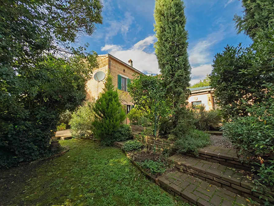 Immagine 5 di Porzione di casa in vendita  in Via Toscana, 65 a Castiglione Del Lago