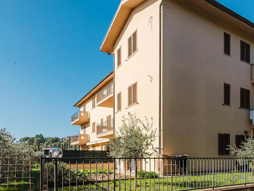 Immagine 2 di Appartamento in vendita  in Via Don Nazzareno Tabarrini, 12 a Passignano Sul Trasimeno