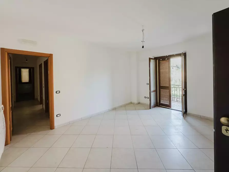 Immagine 5 di Appartamento in vendita  in Via Don Nazzareno Tabarrini, 12 a Passignano Sul Trasimeno