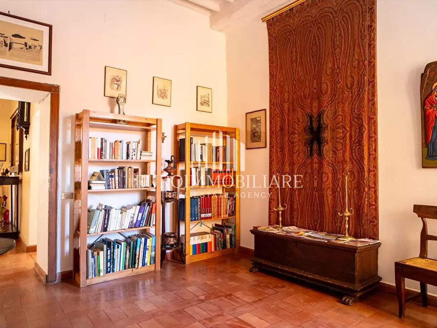 Immagine 5 di Appartamento in vendita  in Piazza Giuseppe Mazzini, 5 a Castiglione Del Lago