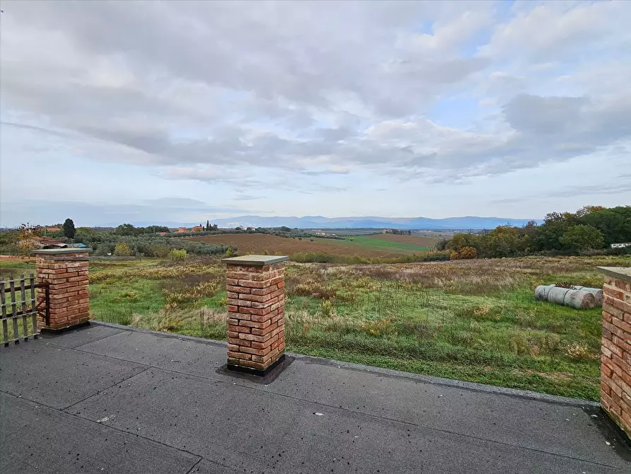 Immagine 5 di Rustico / casale in vendita  in Viale Milano, 70A a Castiglione Del Lago
