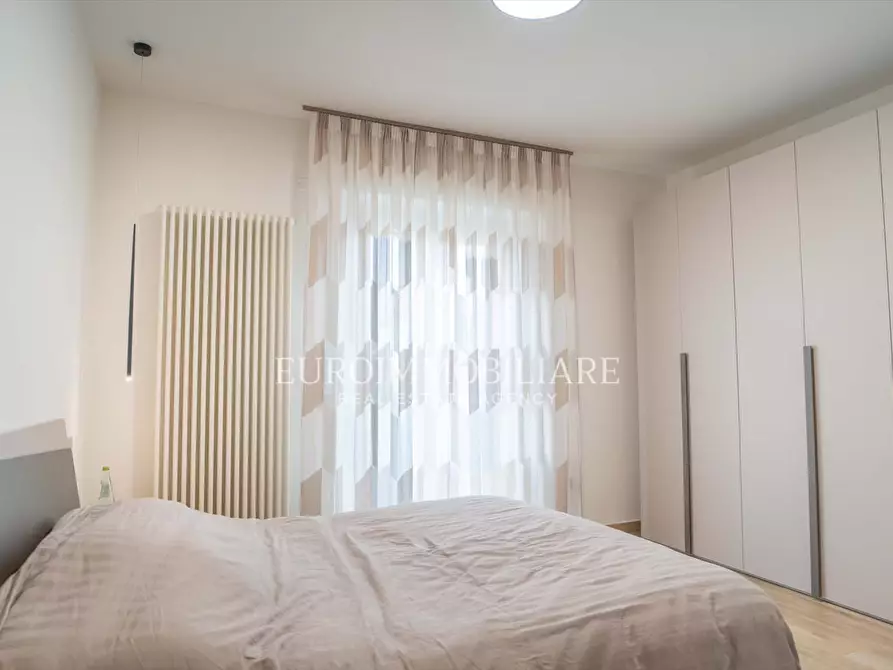 Immagine 9 di Villa in vendita  in Via della Liberta', 7 a Castiglione Del Lago