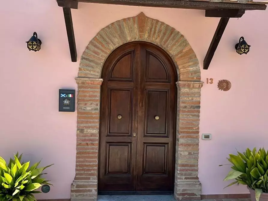 Immagine 2 di Casa indipendente in vendita  in Località Nardelli, 7 a Castiglione Del Lago