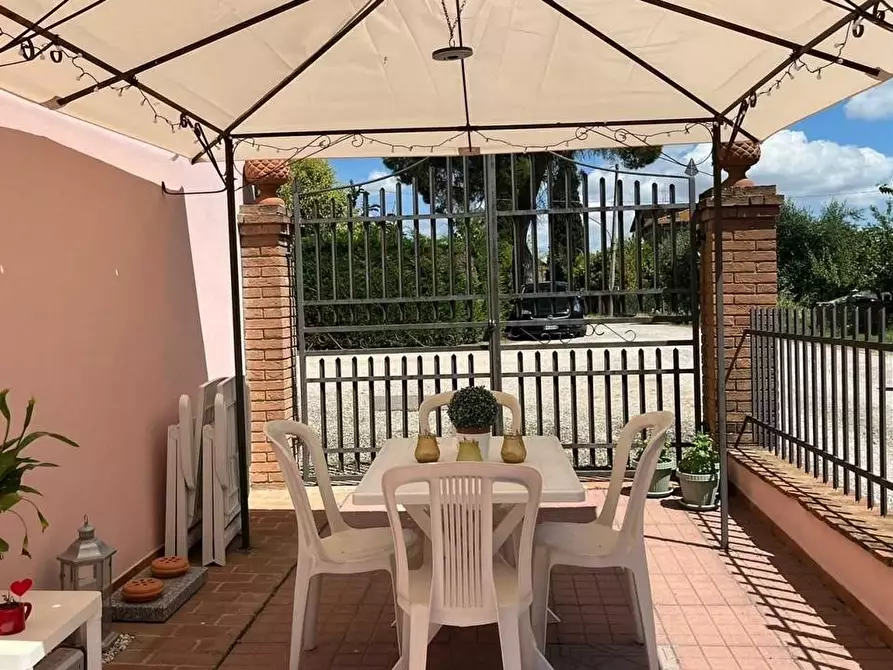 Immagine 4 di Casa indipendente in vendita  in Località Nardelli, 7 a Castiglione Del Lago