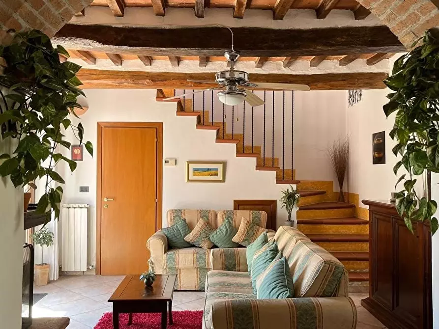 Immagine 5 di Casa indipendente in vendita  in Località Nardelli, 7 a Castiglione Del Lago