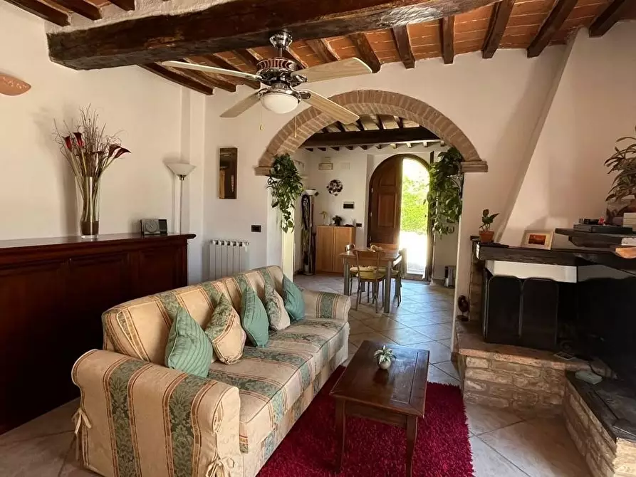 Immagine 8 di Casa indipendente in vendita  in Località Nardelli, 7 a Castiglione Del Lago