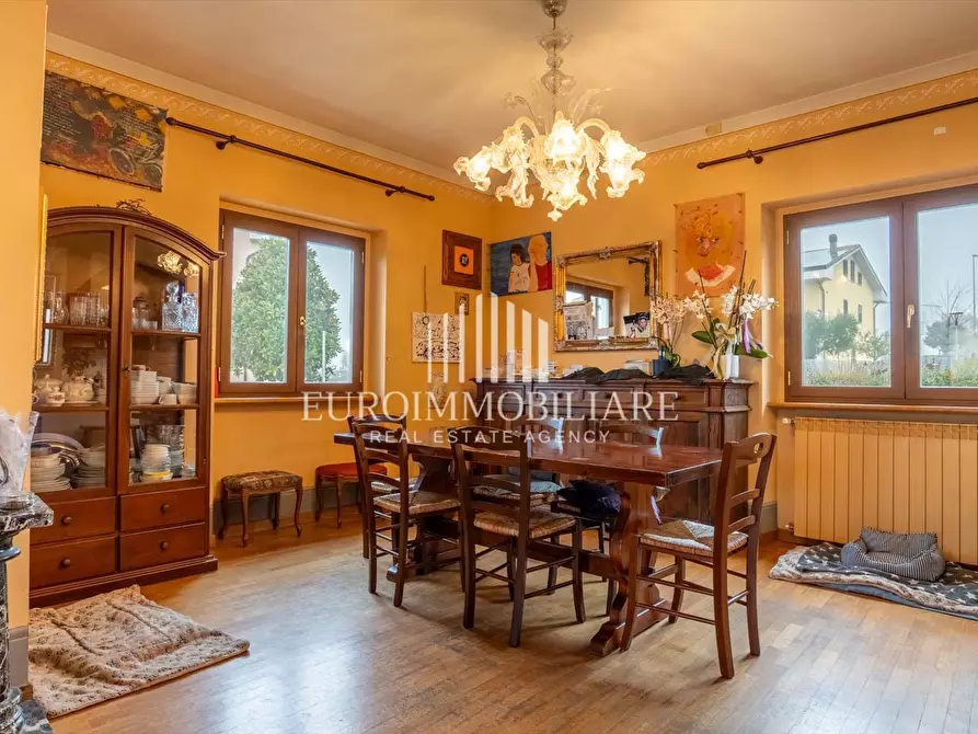 Immagine 10 di Villa in vendita  in Località Chiani, 120 a Arezzo