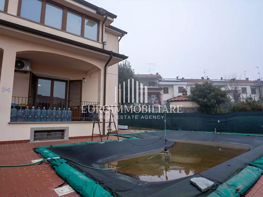 Immagine 3 di Villa in vendita  in Località Chiani, 120 a Arezzo