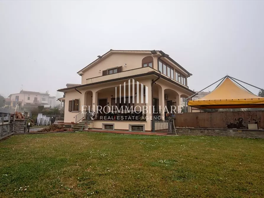 Immagine 5 di Villa in vendita  in Località Chiani, 120 a Arezzo