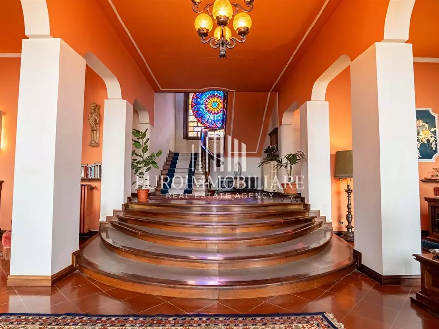 Immagine 1 di Villa in vendita  in Località Querceto, 1 a Arezzo