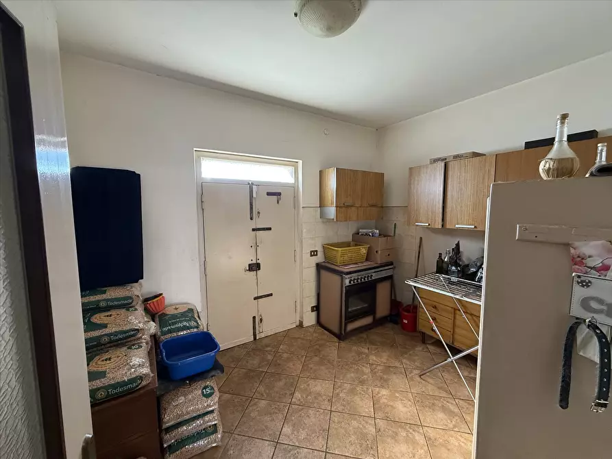 Immagine 9 di Casa indipendente in vendita  in Via Nuova, 24 a Tuoro Sul Trasimeno