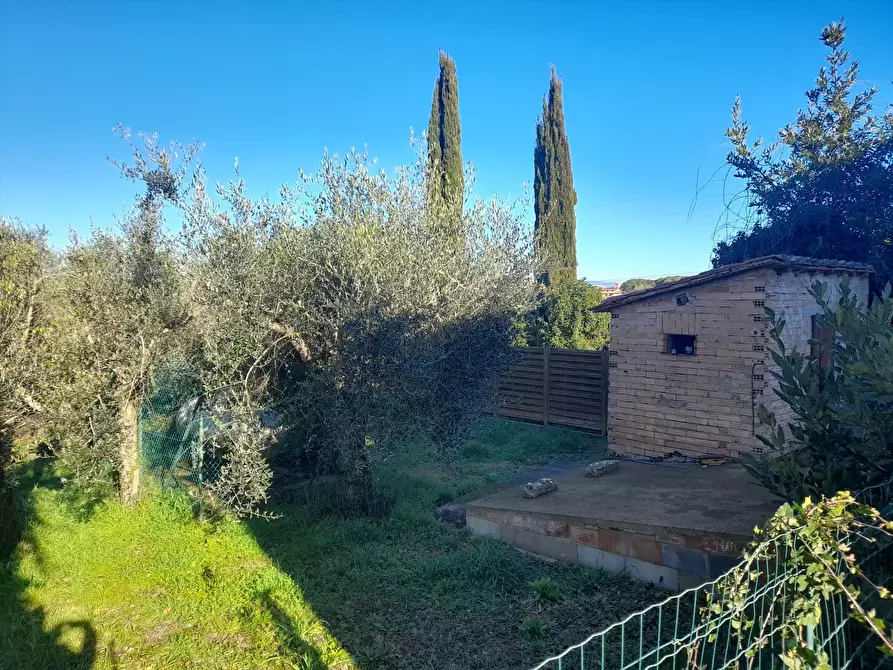 Immagine 4 di Porzione di casa in vendita  in Via del Giglio, 22 a Castiglione Del Lago