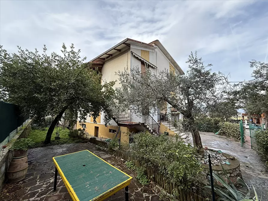 Immagine 4 di Casa indipendente in vendita  in Viale Roma, 18 a Paciano