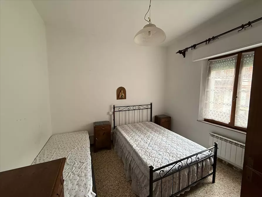 Immagine 7 di Porzione di casa in vendita  in Via Bassa, 15 a Castiglione Del Lago