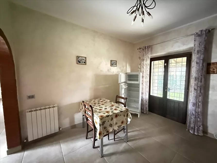 Immagine 7 di Porzione di casa in vendita  in Via del Giglio, 20 a Castiglione Del Lago