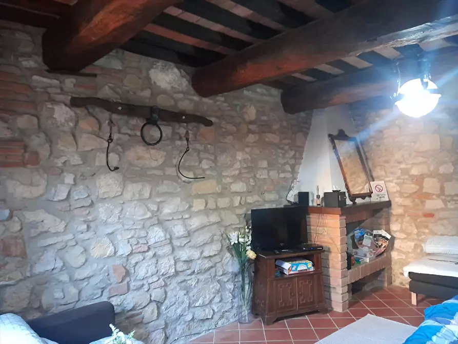 Immagine 9 di Porzione di casa in vendita  in Località Poggetto, 10 a Castiglione Del Lago