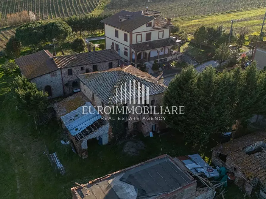 Immagine 7 di Agriturismo in vendita  in Via Lucca, 11 a Torrita Di Siena