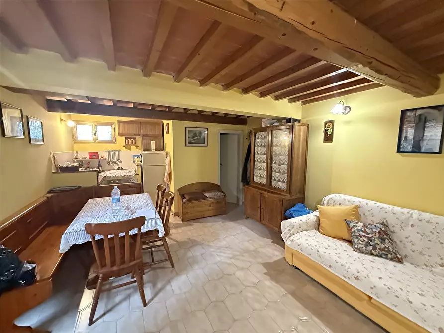 Immagine 7 di Porzione di casa in vendita  in Località Cimbano, 14 a Castiglione Del Lago