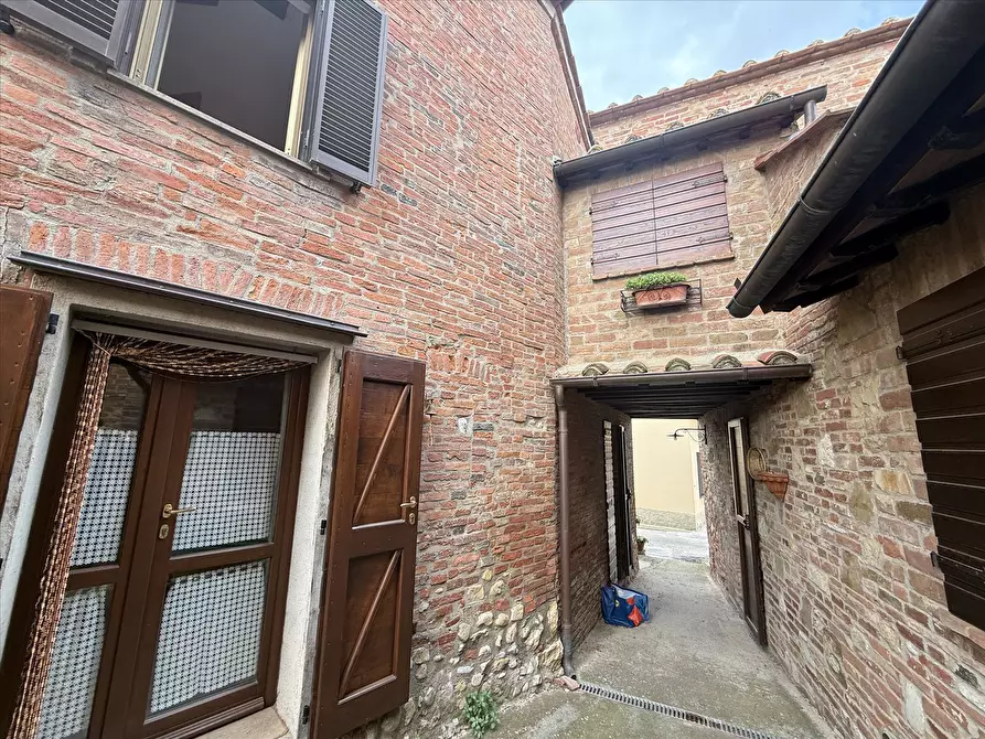 Immagine 5 di Porzione di casa in vendita  in Località Cimbano, 14 a Castiglione Del Lago