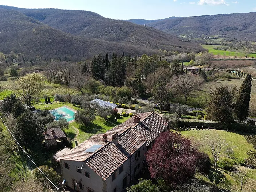 Immagine 3 di Rustico / casale in vendita  in Via del Boschetto, 2 a Passignano Sul Trasimeno