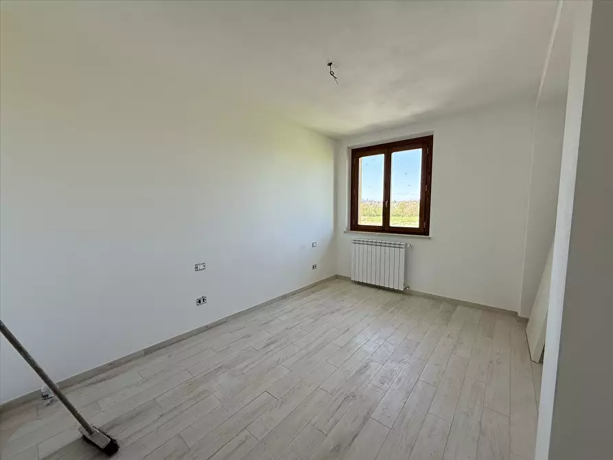 Immagine 9 di Appartamento in vendita  in Località Carraia, 125 a Castiglione Del Lago