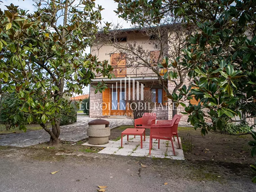 Immagine 2 di Appartamento in vendita  in Via Roma, 204 a Castiglione Del Lago