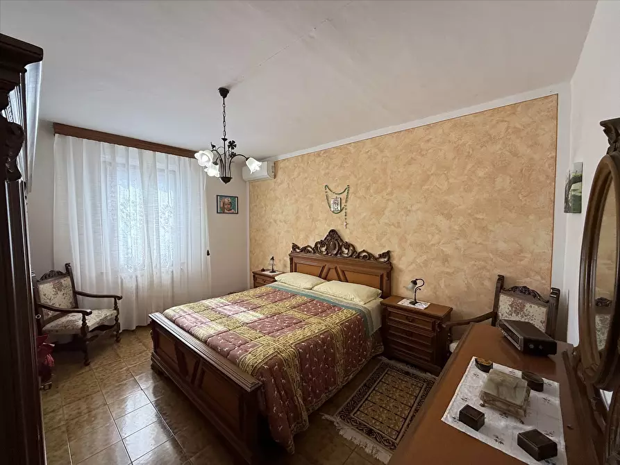 Immagine 10 di Porzione di casa in vendita  in Via dei Partigiani, 59 a Castiglione Del Lago