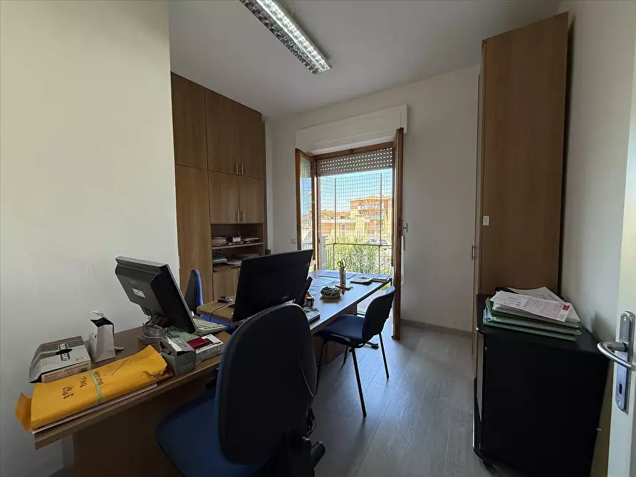 Immagine 5 di Appartamento in vendita  in Via G. Carducci, 26 a Castiglione Del Lago