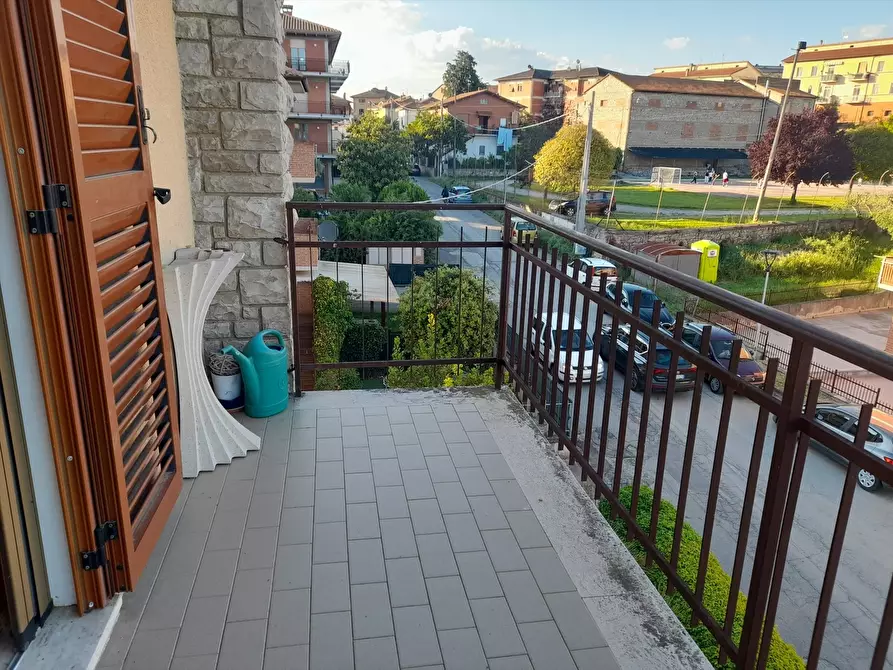 Immagine 8 di Appartamento in vendita  in Via Silvio Pellico, 22 a Castiglione Del Lago