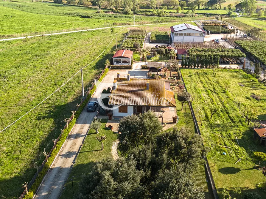 Immagine 7 di Villa in vendita  in Indirizzo non valido. a Castiglione Del Lago