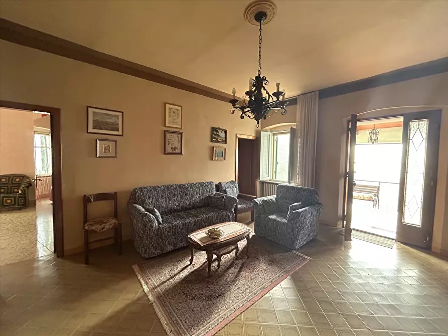 Immagine 4 di Rustico / casale in vendita  a Castiglione Del Lago