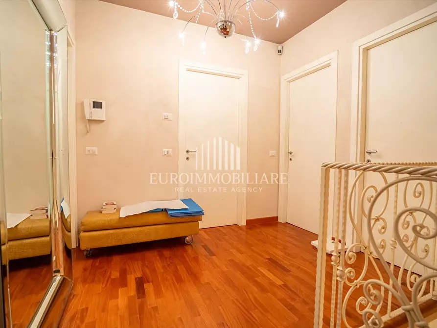 Immagine 10 di Appartamento in vendita  in Via Polverigi, 9 a Castiglione Del Lago