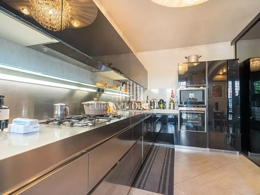 Immagine 4 di Appartamento in vendita  in Via Polverigi, 9 a Castiglione Del Lago