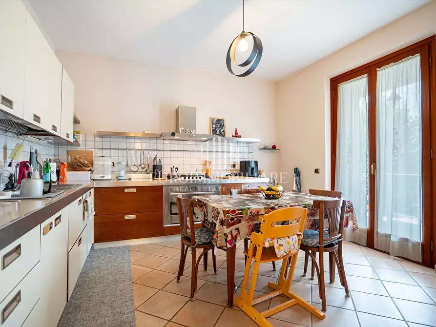 Immagine 10 di Villa in vendita  in Via Giuseppe Garibaldi, 7 a Castiglione Del Lago