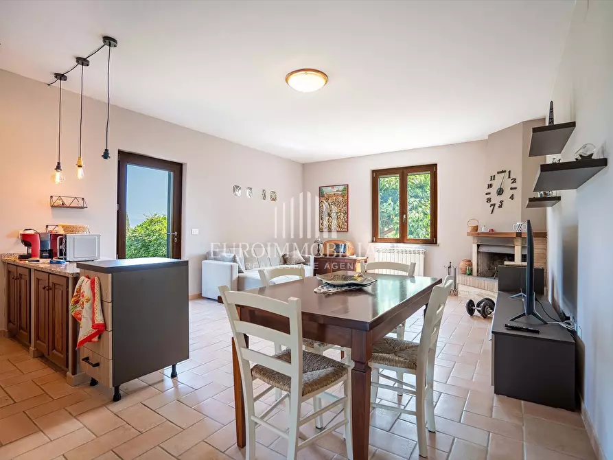 Immagine 8 di Villa in vendita  in Via Giuseppe Garibaldi, 7 a Castiglione Del Lago