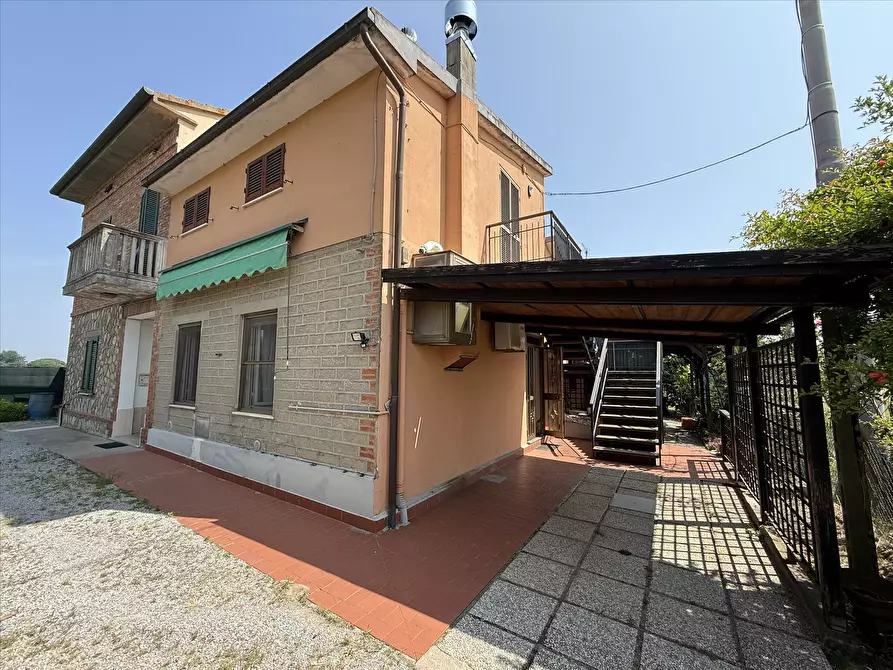 casa indipendente in vendita a Castiglione del Lago