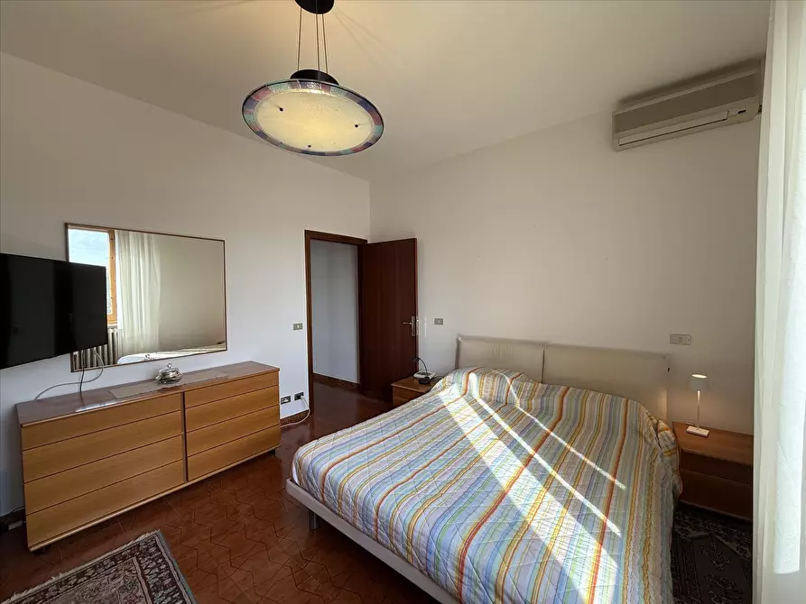 Immagine 9 di Appartamento in vendita  in Via Alcide De Gasperi, 6 a Castiglione Del Lago