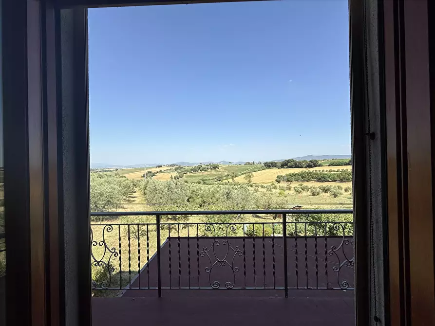 Immagine 10 di Appartamento in vendita  in Località Cellaio, 12 a Castiglione Del Lago