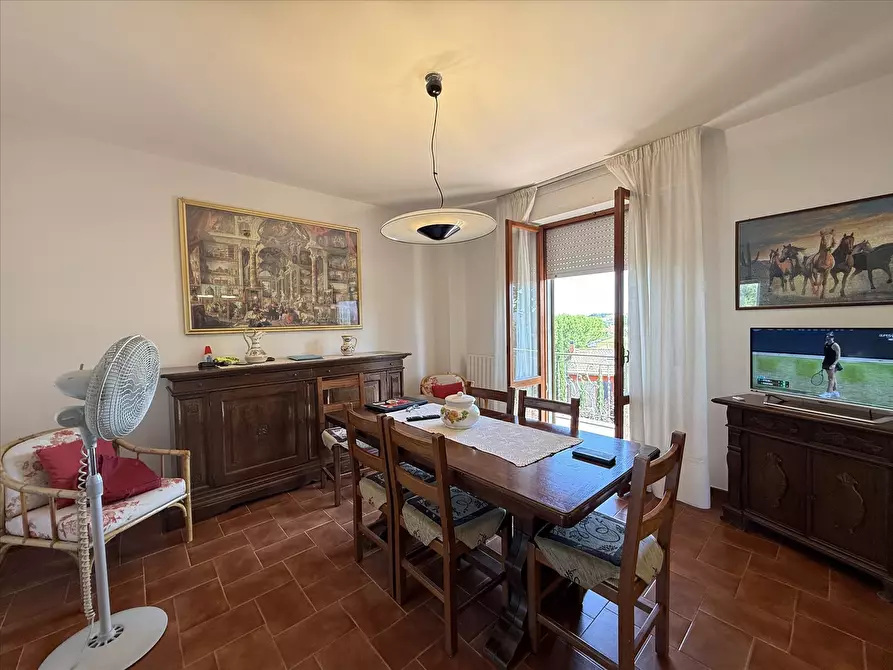 Immagine 4 di Appartamento in vendita  in Località Cellaio, 12 a Castiglione Del Lago