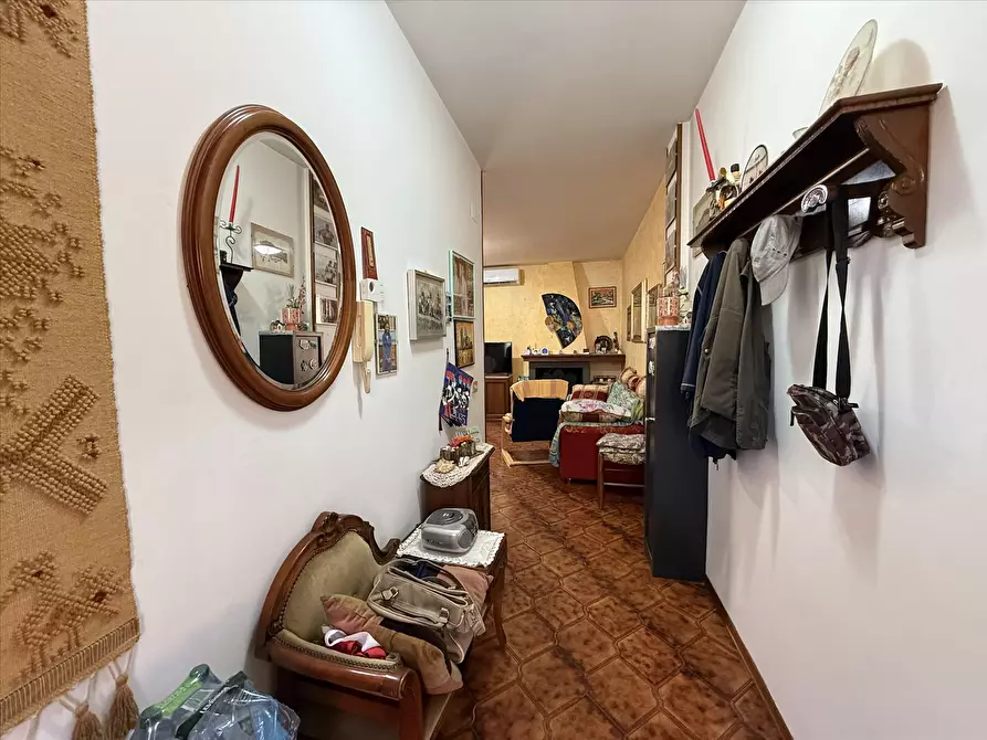 Immagine 4 di Appartamento in vendita  in Via Bruno Buozzi, 93 a Castiglione Del Lago