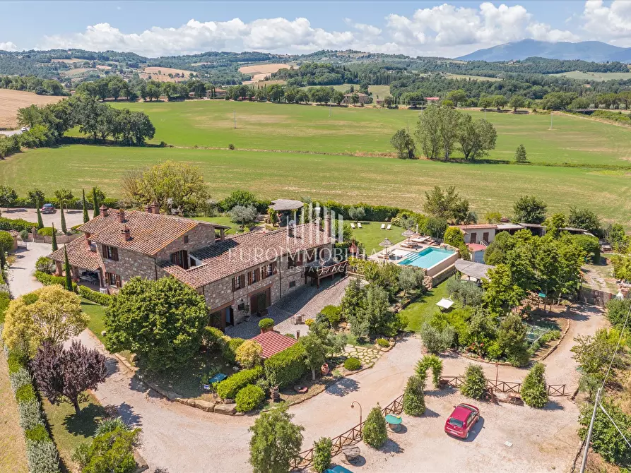 Immagine 5 di Rustico / casale in vendita  in Piazza Plebiscito, 6 a Città Della Pieve