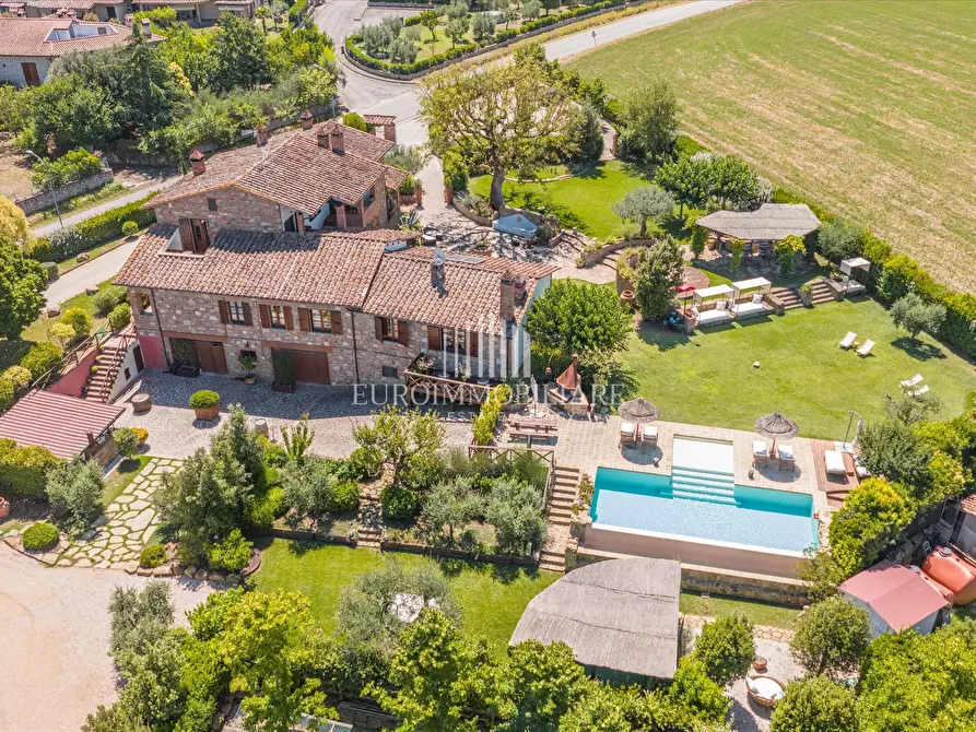 Immagine 1 di Rustico / casale in vendita  in Piazza Plebiscito, 6 a Città Della Pieve