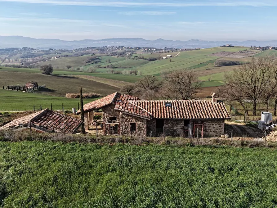 Immagine 1 di Rustico / casale in vendita  in Via Silvio Pellico, 1 a Castiglione Del Lago