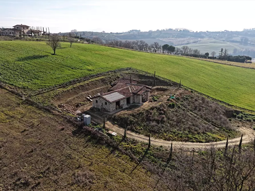 Immagine 4 di Rustico / casale in vendita  in Via Silvio Pellico, 1 a Castiglione Del Lago